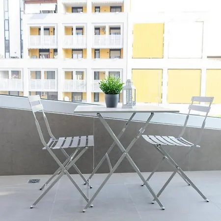 Apartament Apulialux - Exclusive And Modern City View, Private Parking