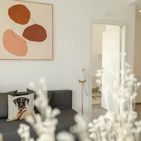 Apulialux - Exclusive And Modern City View, Private Parking *