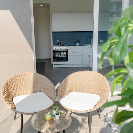 Apartment Apulialux - Exclusive And Modern City View, Private Parking